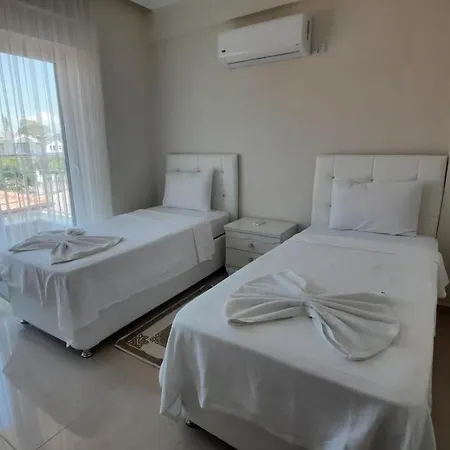 Ema Villa *