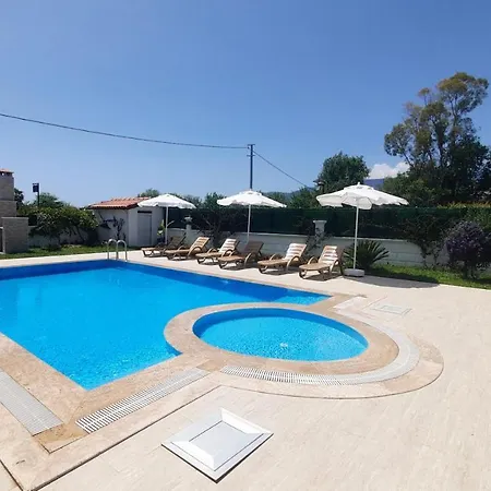 Ema Villa