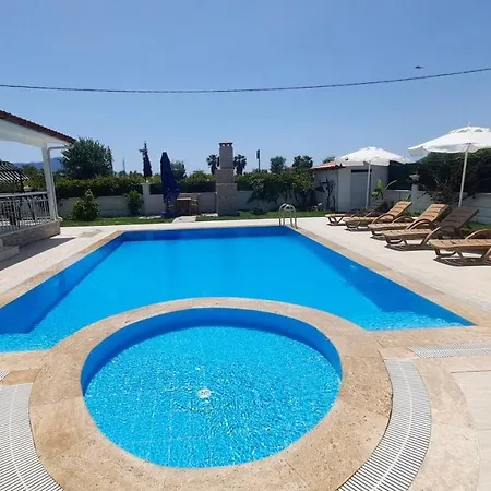 Ema Villa *